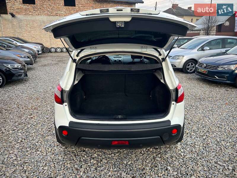 Внедорожник / Кроссовер Nissan Qashqai 2011 в Коломые