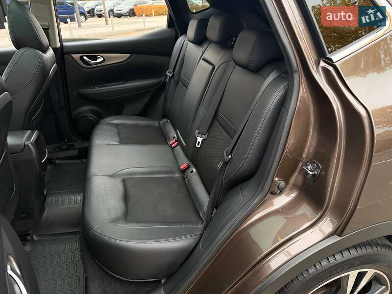 Внедорожник / Кроссовер Nissan Qashqai 2017 в Киеве