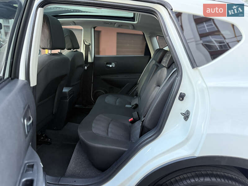 Внедорожник / Кроссовер Nissan Qashqai 2012 в Ивано-Франковске