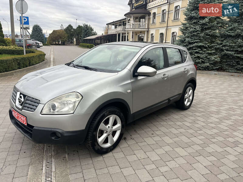 Внедорожник / Кроссовер Nissan Qashqai 2008 в Сарнах