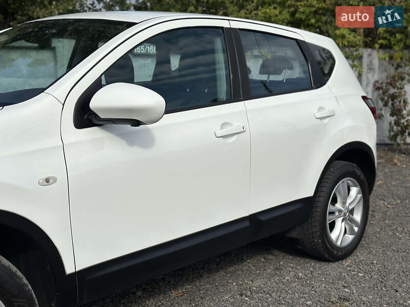 Внедорожник / Кроссовер Nissan Qashqai 2012 в Луцке