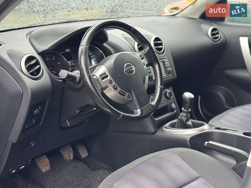 Внедорожник / Кроссовер Nissan Qashqai 2012 в Луцке