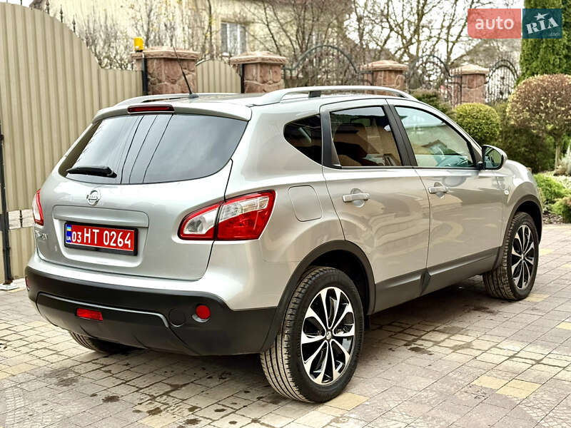 Позашляховик / Кросовер Nissan Qashqai 2012 в Тернополі