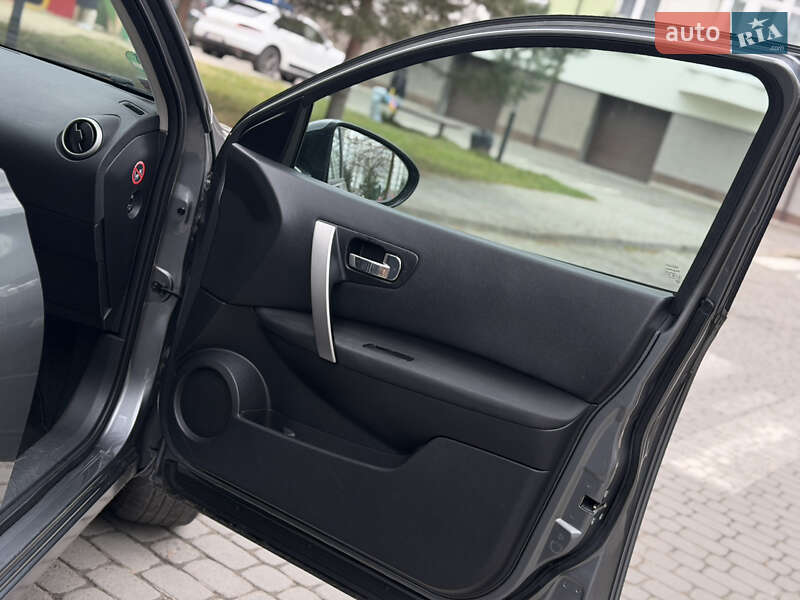 Позашляховик / Кросовер Nissan Qashqai 2011 в Івано-Франківську