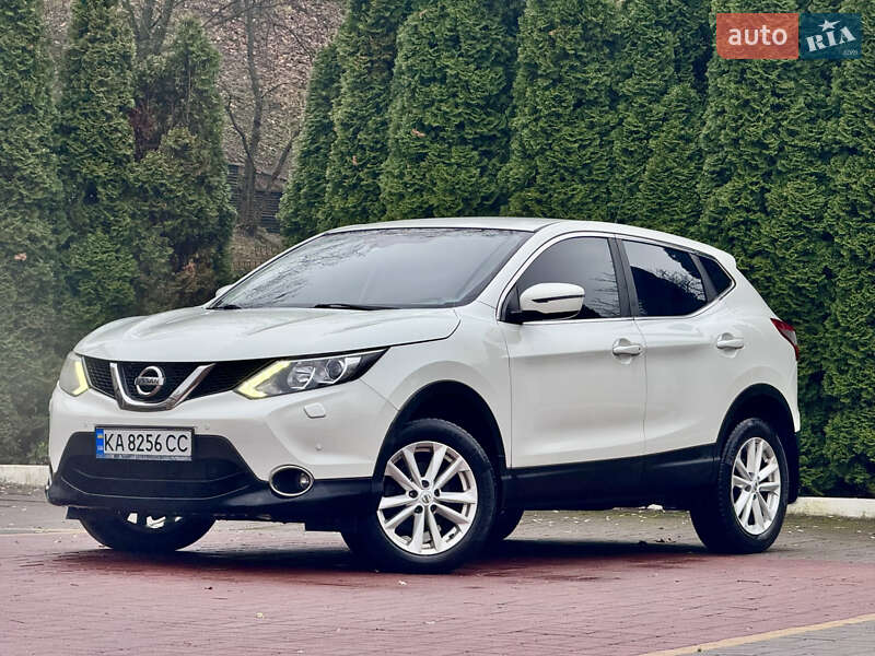 Позашляховик / Кросовер Nissan Qashqai 2015 в Києві