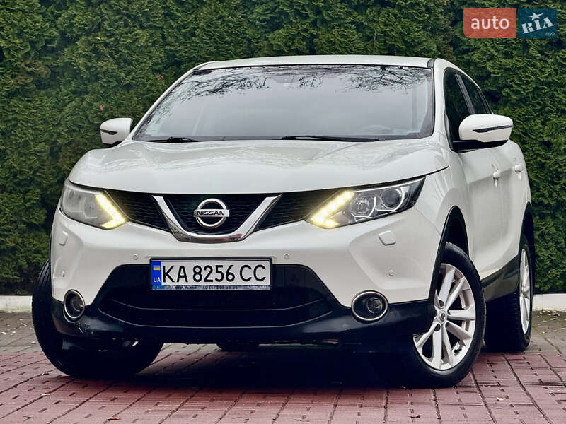 Позашляховик / Кросовер Nissan Qashqai 2015 в Києві