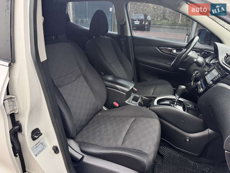 Позашляховик / Кросовер Nissan Qashqai 2015 в Києві