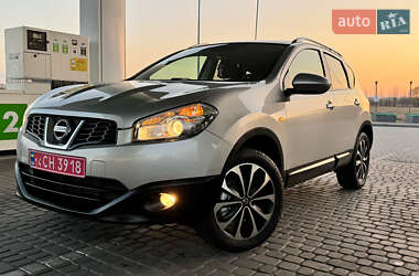 Позашляховик / Кросовер Nissan Qashqai 2012 в Стрию