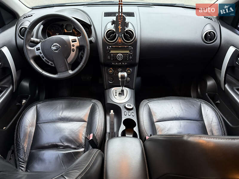 Позашляховик / Кросовер Nissan Qashqai 2008 в Києві