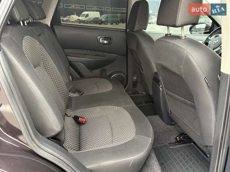 Внедорожник / Кроссовер Nissan Qashqai 2010 в Днепре