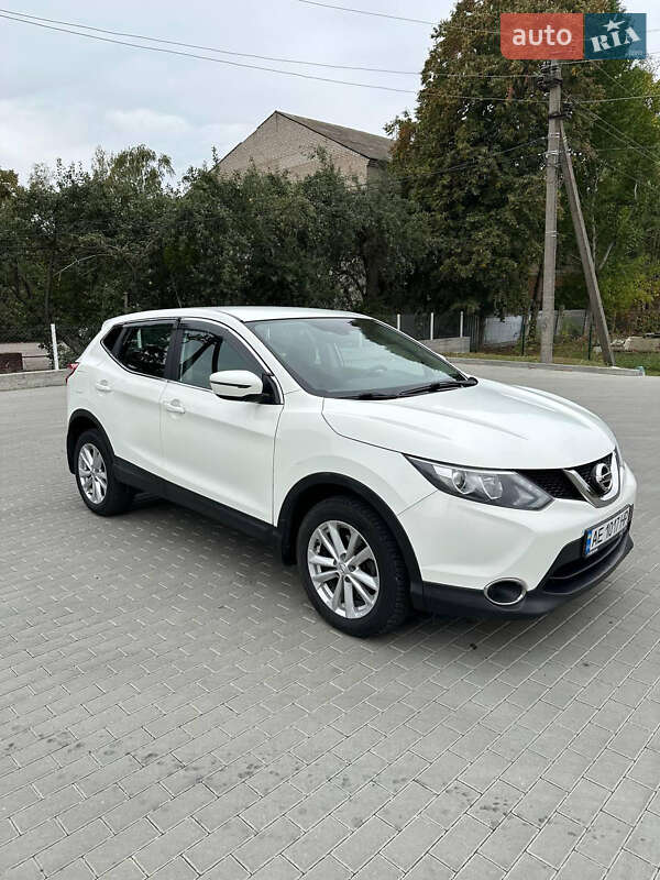 Nissan Qashqai 2015