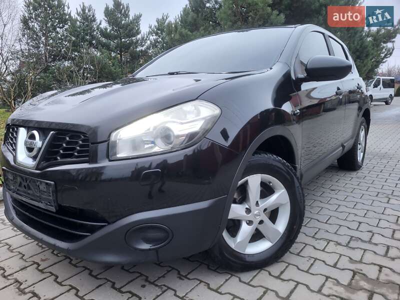 Внедорожник / Кроссовер Nissan Qashqai 2011 в Хмельницком
