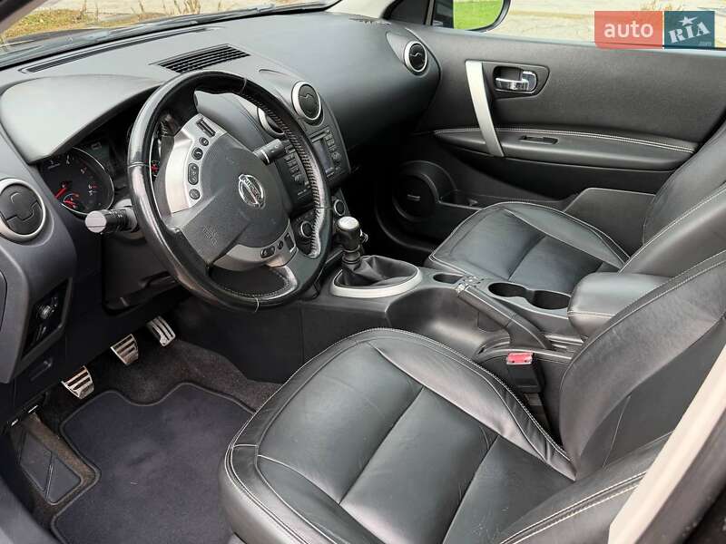 Позашляховик / Кросовер Nissan Qashqai 2011 в Черкасах фото 22 Позашляховик / Кросовер Nissan Qashqai 2011 в Черкасах