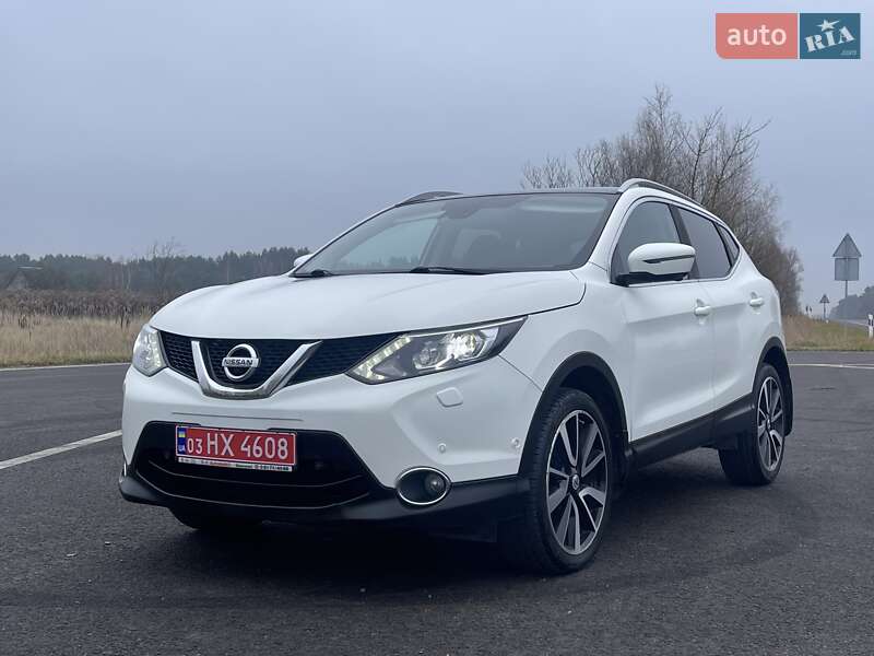 Позашляховик / Кросовер Nissan Qashqai 2015 в Ковелі