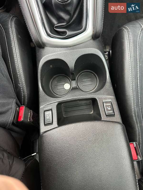 Позашляховик / Кросовер Nissan Qashqai 2014 в Сумах