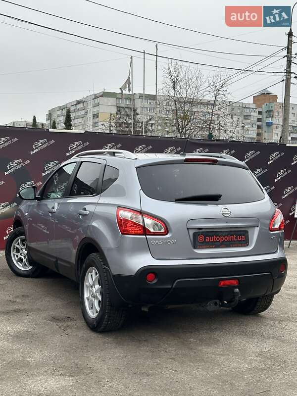 Позашляховик / Кросовер Nissan Qashqai 2011 в Сумах