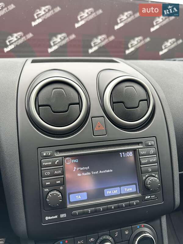 Позашляховик / Кросовер Nissan Qashqai 2011 в Сумах