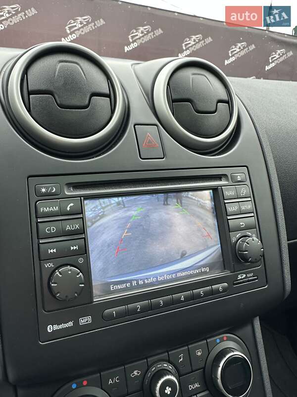 Позашляховик / Кросовер Nissan Qashqai 2011 в Сумах