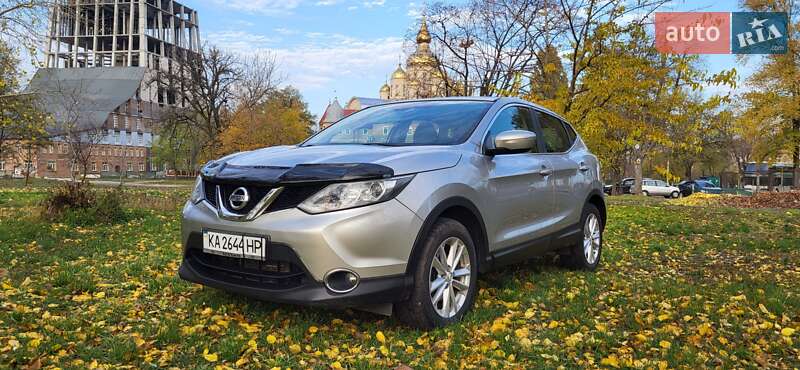 Внедорожник / Кроссовер Nissan Qashqai 2014 в Черкассах