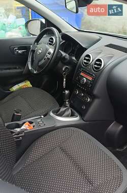 Позашляховик / Кросовер Nissan Qashqai 2008 в Коломиї