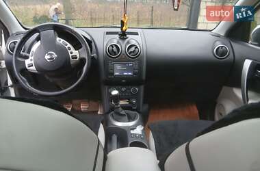 Позашляховик / Кросовер Nissan Qashqai 2012 в Чернівцях