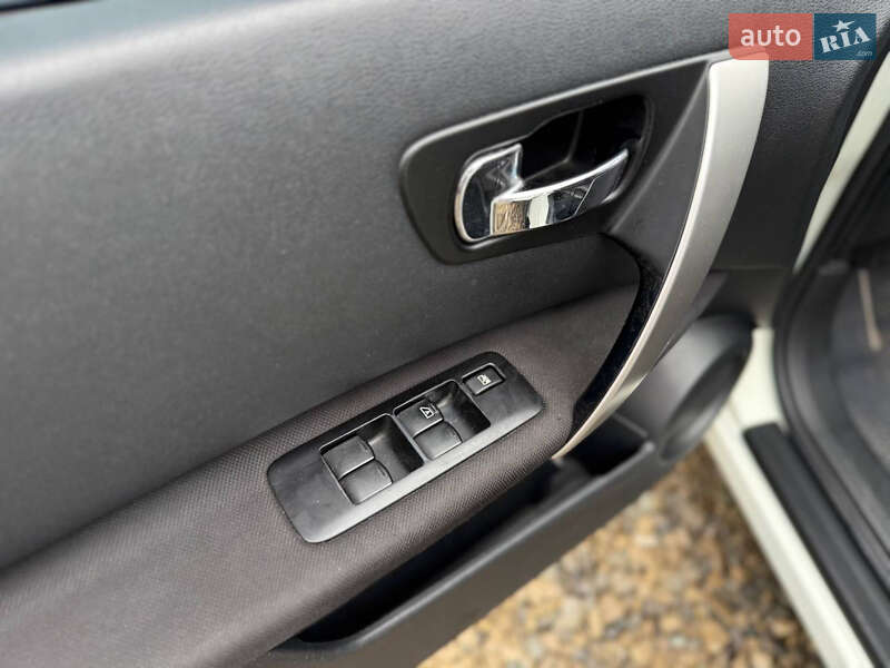 Внедорожник / Кроссовер Nissan Qashqai 2010 в Коломые