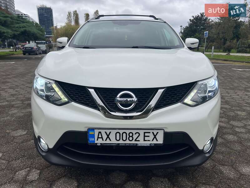 Внедорожник / Кроссовер Nissan Qashqai 2016 в Киеве
