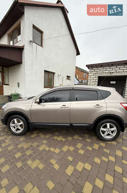 Внедорожник / Кроссовер Nissan Qashqai 2012 в Каменец-Подольском