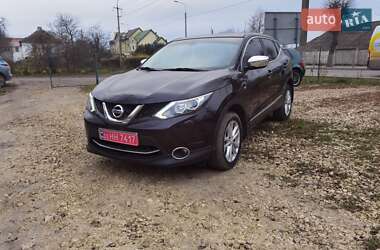 Внедорожник / Кроссовер Nissan Qashqai 2014 в Кременце
