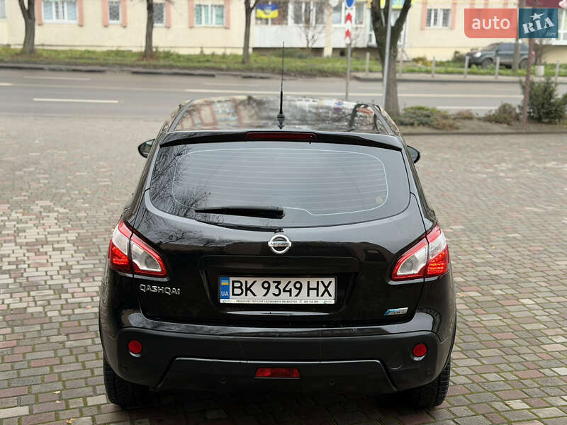 Внедорожник / Кроссовер Nissan Qashqai 2010 в Ровно