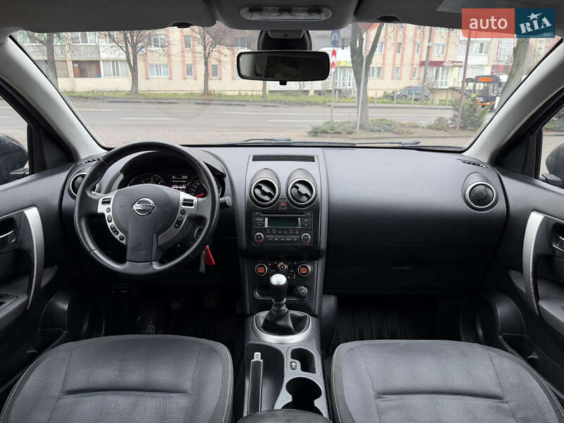Внедорожник / Кроссовер Nissan Qashqai 2010 в Ровно