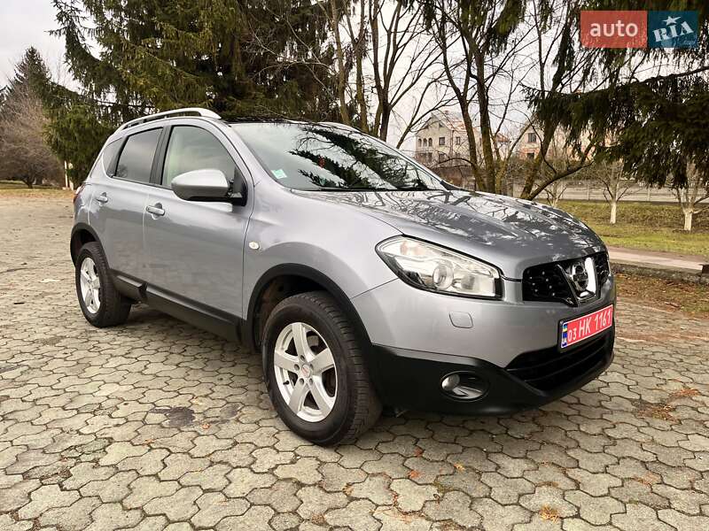 Внедорожник / Кроссовер Nissan Qashqai 2013 в Дубно