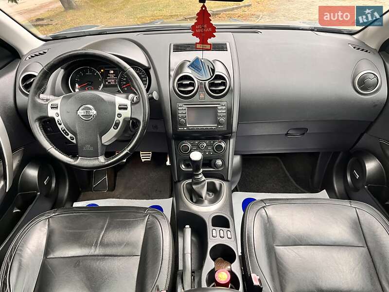 Внедорожник / Кроссовер Nissan Qashqai 2013 в Дубно