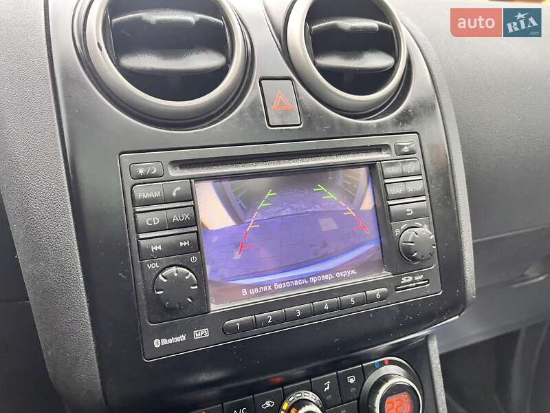 Внедорожник / Кроссовер Nissan Qashqai 2013 в Дубно