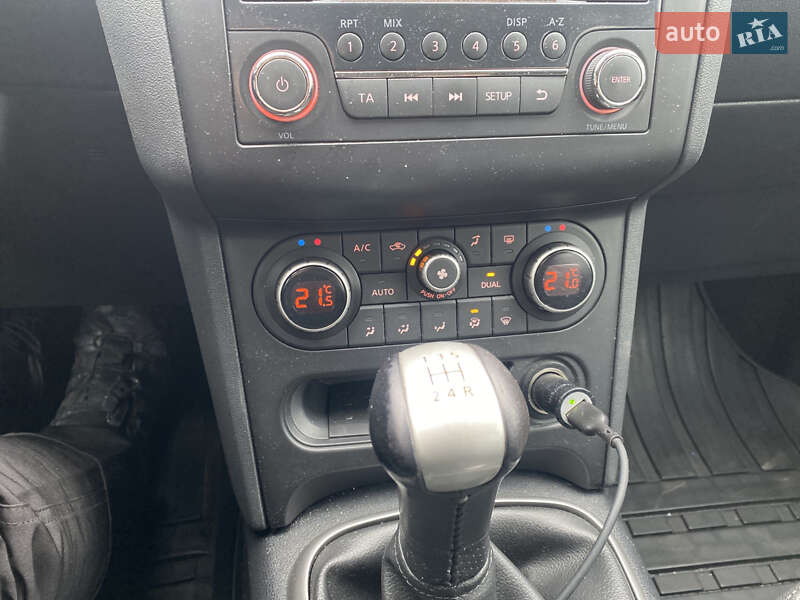 Позашляховик / Кросовер Nissan Qashqai 2011 в Луцьку