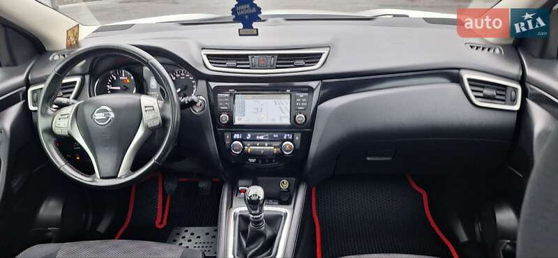 Внедорожник / Кроссовер Nissan Qashqai 2015 в Новоархангельске фото 91 Внедорожник / Кроссовер Nissan Qashqai 2015 в Новоархангельске