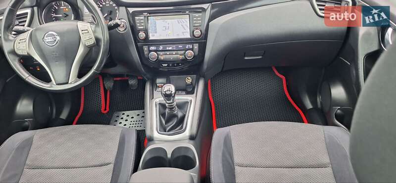 Внедорожник / Кроссовер Nissan Qashqai 2015 в Новоархангельске фото 92 Внедорожник / Кроссовер Nissan Qashqai 2015 в Новоархангельске