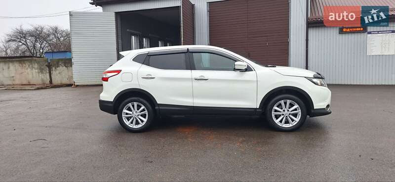 Внедорожник / Кроссовер Nissan Qashqai 2015 в Новоархангельске фото 121 Внедорожник / Кроссовер Nissan Qashqai 2015 в Новоархангельске