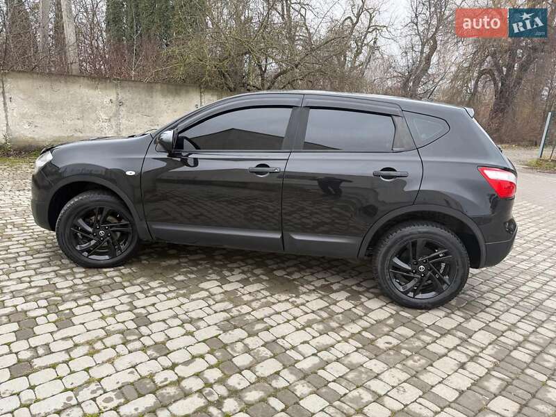 Внедорожник / Кроссовер Nissan Qashqai 2011 в Борщеве
