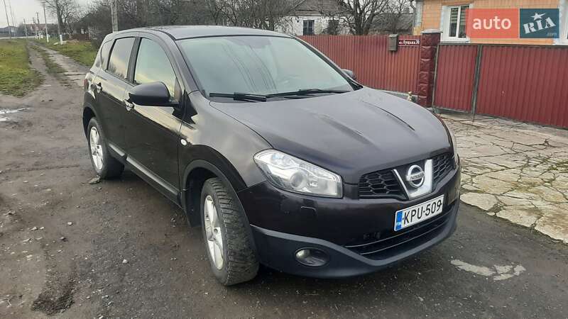 Внедорожник / Кроссовер Nissan Qashqai 2011 в Локачах