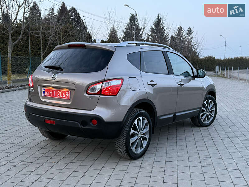 Внедорожник / Кроссовер Nissan Qashqai 2012 в Львове