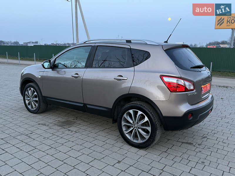 Внедорожник / Кроссовер Nissan Qashqai 2012 в Львове