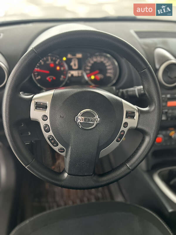 Позашляховик / Кросовер Nissan Qashqai 2012 в Миколаєві