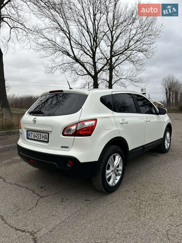Внедорожник / Кроссовер Nissan Qashqai 2010 в Кицмани