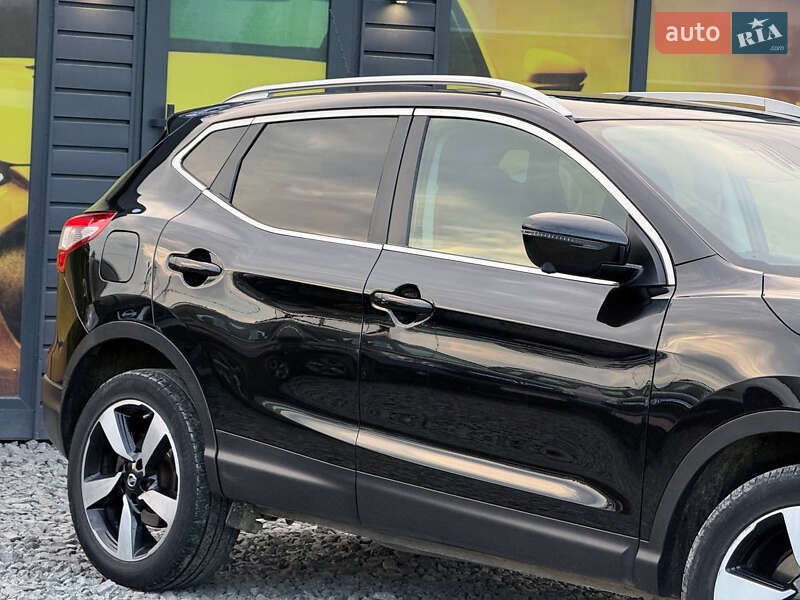 Внедорожник / Кроссовер Nissan Qashqai 2015 в Стрые фото 20 Внедорожник / Кроссовер Nissan Qashqai 2015 в Стрые
