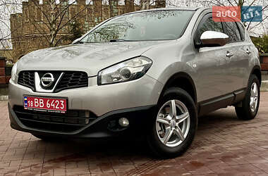 Внедорожник / Кроссовер Nissan Qashqai 2010 в Ровно