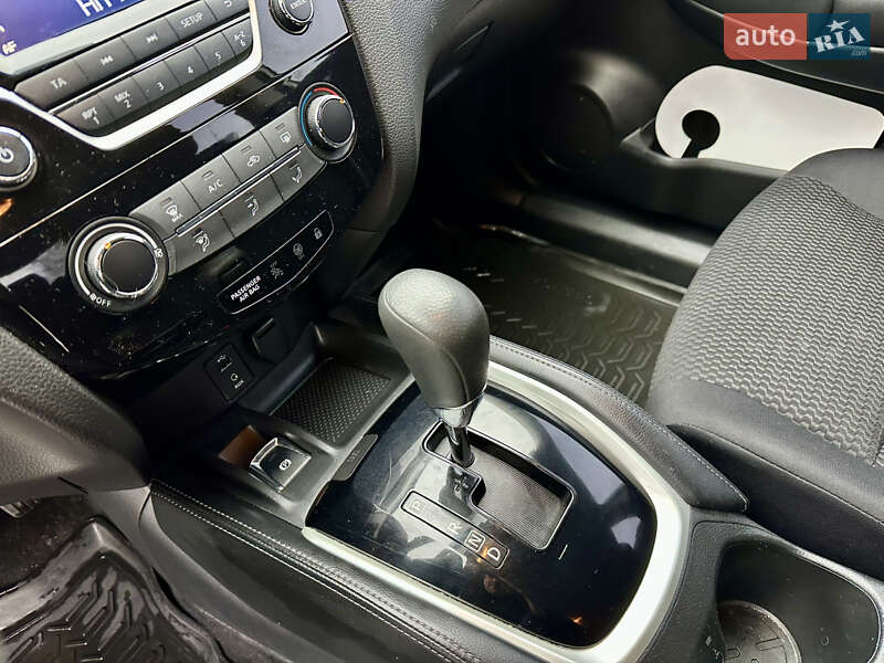 Позашляховик / Кросовер Nissan Qashqai 2017 в Києві фото 24 Позашляховик / Кросовер Nissan Qashqai 2017 в Києві
