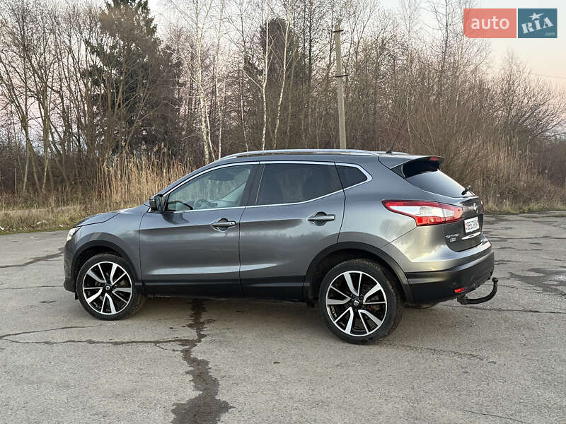 Позашляховик / Кросовер Nissan Qashqai 2015 в Трускавці фото 9 Позашляховик / Кросовер Nissan Qashqai 2015 в Трускавці