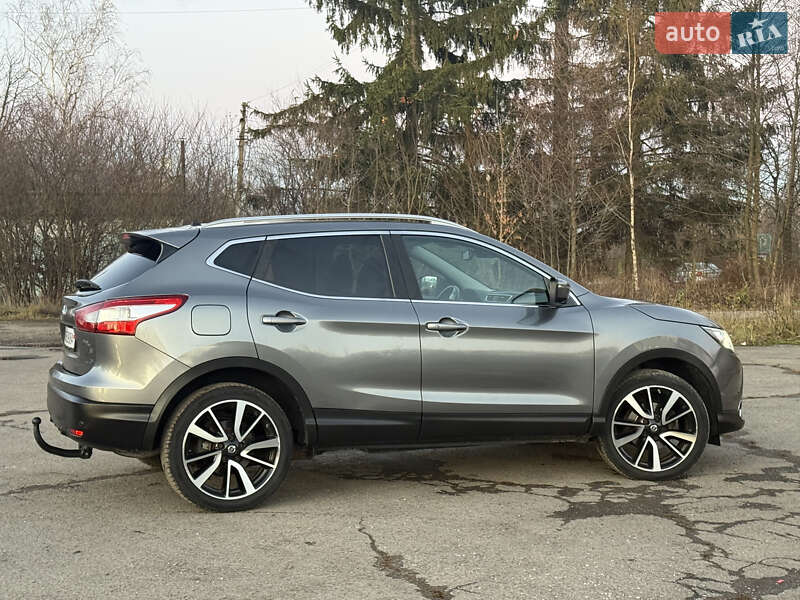 Позашляховик / Кросовер Nissan Qashqai 2015 в Трускавці фото 24 Позашляховик / Кросовер Nissan Qashqai 2015 в Трускавці