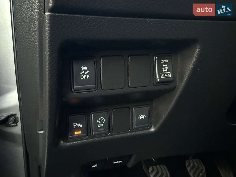 Позашляховик / Кросовер Nissan Qashqai 2015 в Трускавці фото 40 Позашляховик / Кросовер Nissan Qashqai 2015 в Трускавці